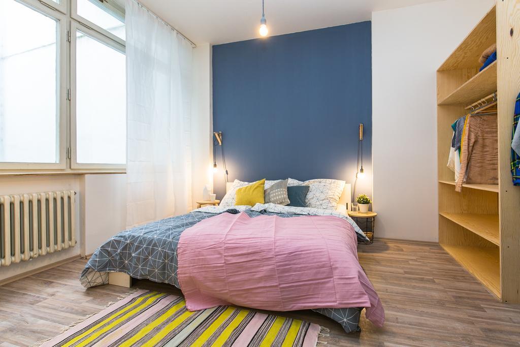 Apartments Ve Smeckach 27 Прага Экстерьер фото