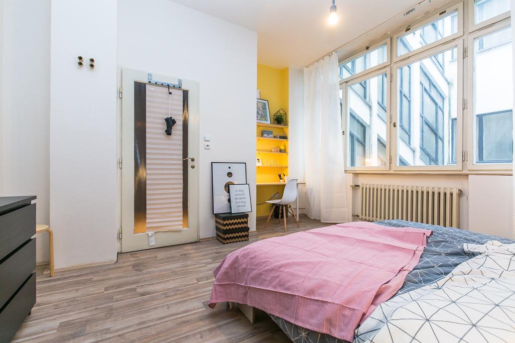 Apartments Ve Smeckach 27 Прага Экстерьер фото